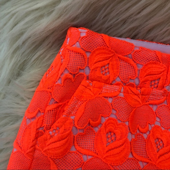 A.L.C. High-Rise Mini Shorts - Picture 3 of 6